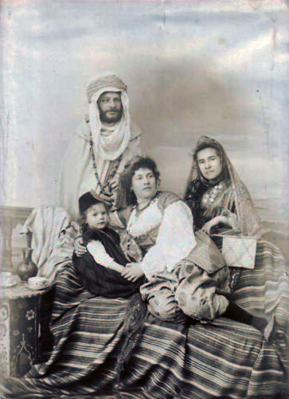        les Juifs dAlgrie souk-ahras-famille-j